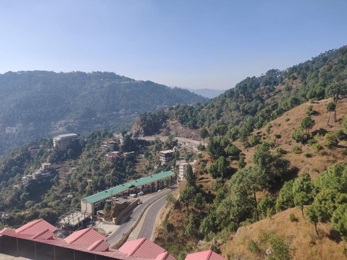 2Bhk Furnished Apartment/Near Kasauli/Barog/Luv Fun & Adventure Solan Eksteriør bilde