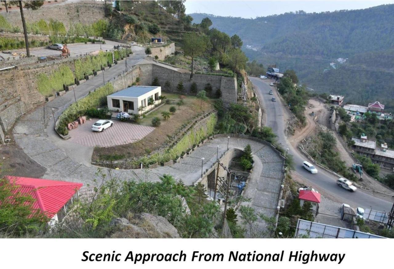 2Bhk Furnished Apartment/Near Kasauli/Barog/Luv Fun & Adventure Solan Eksteriør bilde