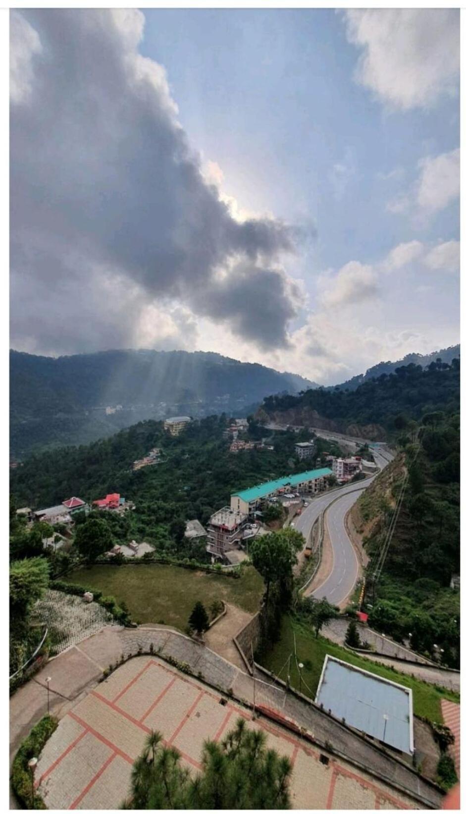 2Bhk Furnished Apartment/Near Kasauli/Barog/Luv Fun & Adventure Solan Eksteriør bilde