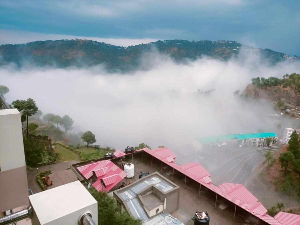 2Bhk Furnished Apartment/Near Kasauli/Barog/Luv Fun & Adventure Solan Eksteriør bilde
